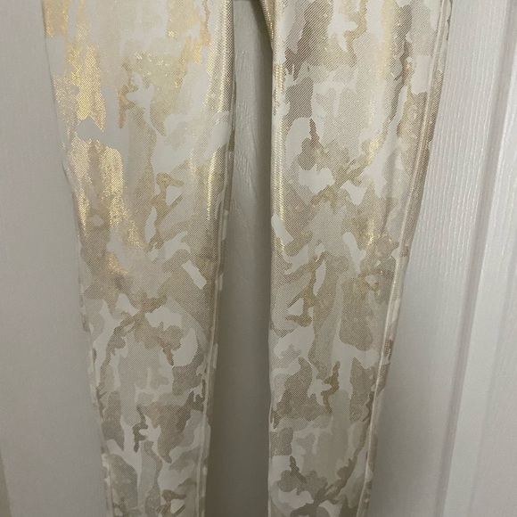 Mono b white and gold camouflage leggings - Picture 3 of 7